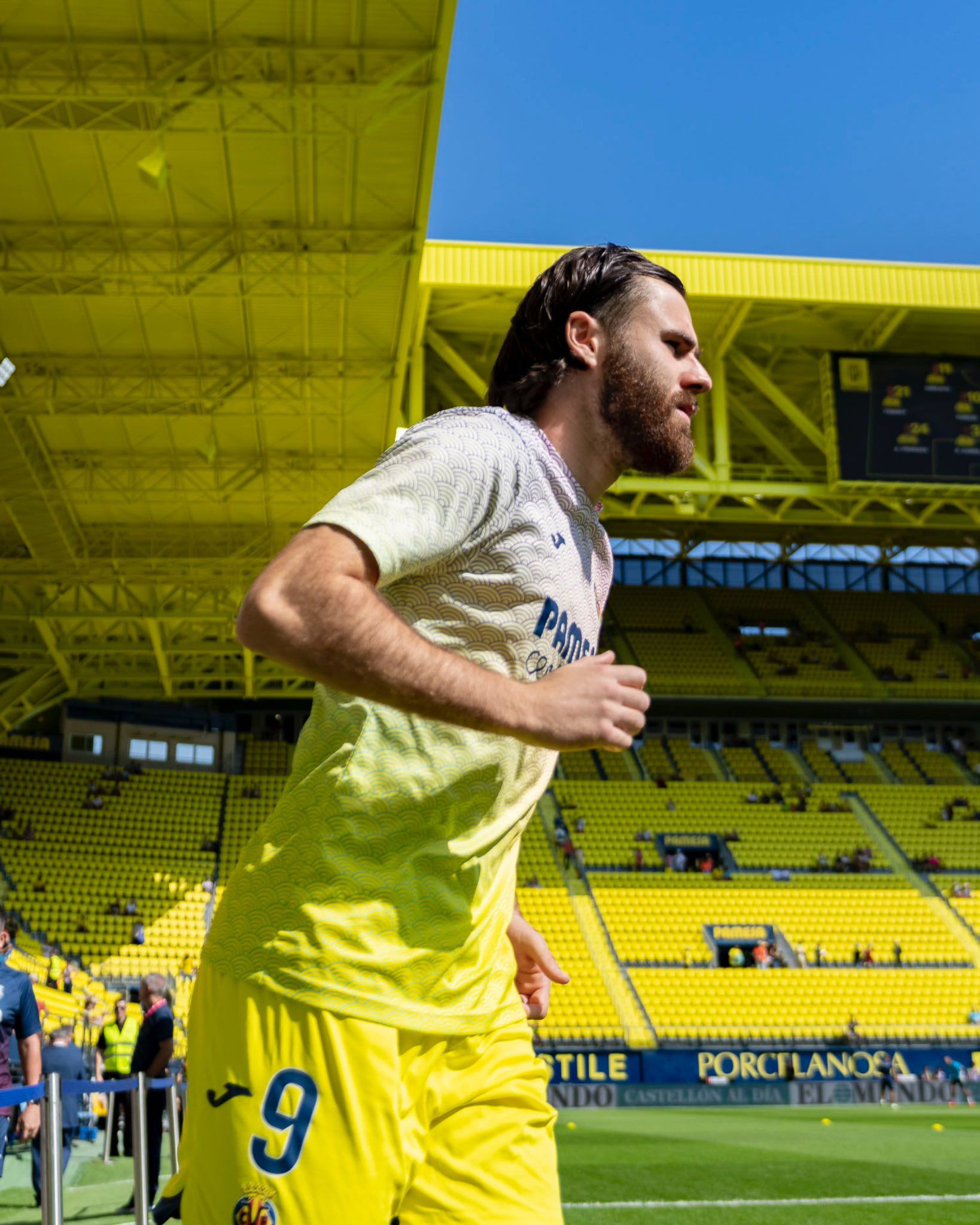 Ben Brereton no ha podido marcar ningún gol en sus primeros ocho partidos con Villarreal de España (Villarreal)