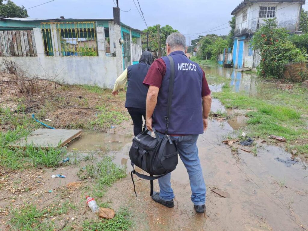 Ayuntamiento de Cosoleacaque monitorea zonas afectadas por intensas lluvias