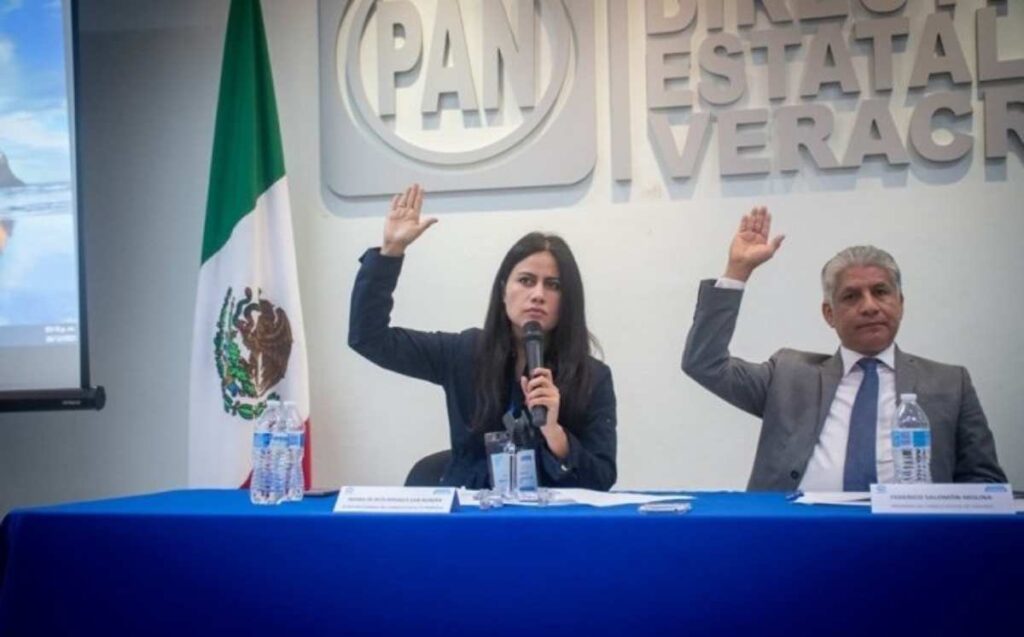 PAN aprueba convenio de coalición con el PRI y el PRD