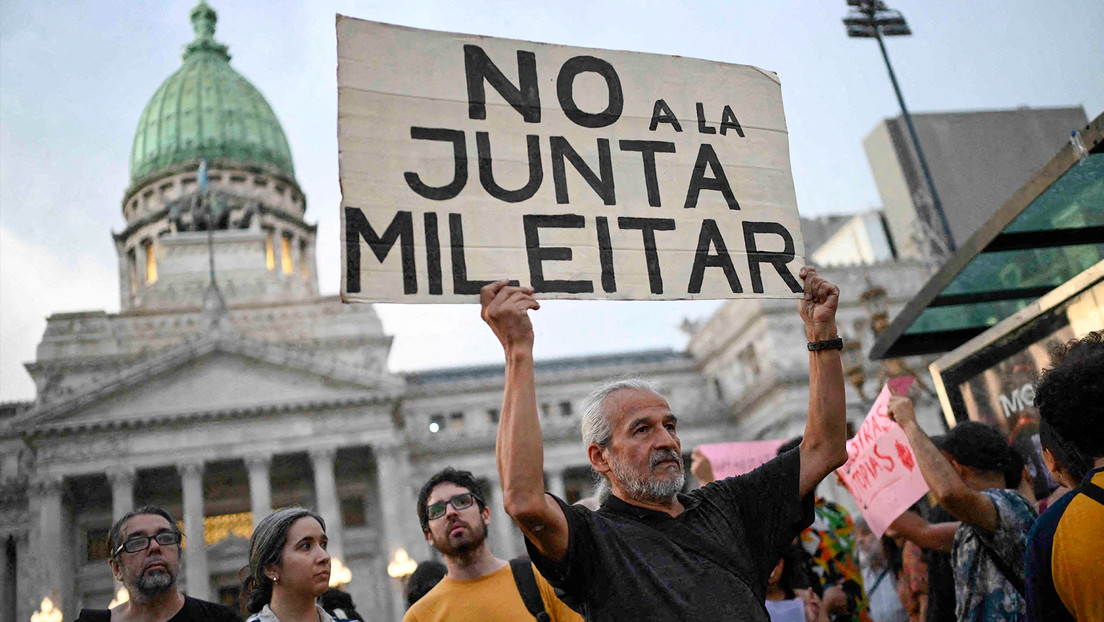 La 'ley ómnibus' se despieza en el camino: las presiones que obligan a cambiar el polémico proyecto de Milei