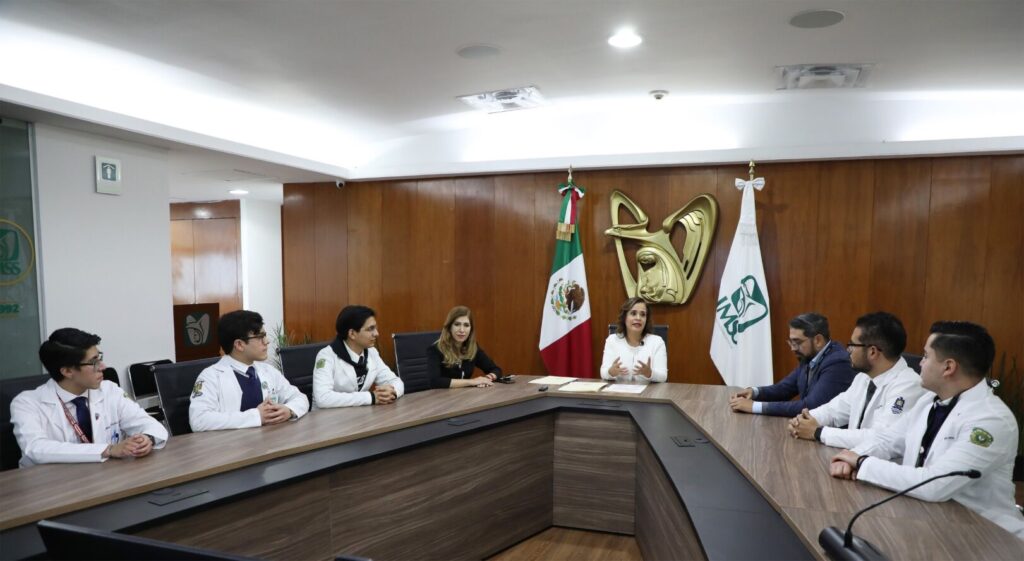 Vals IMSS 15 años Edomex médicos Seguro social chambelanes