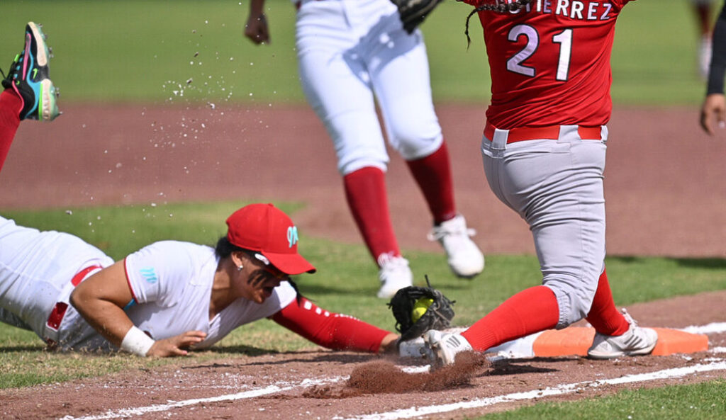 El Águila Femenil pierde en extrainnings ante Diablos