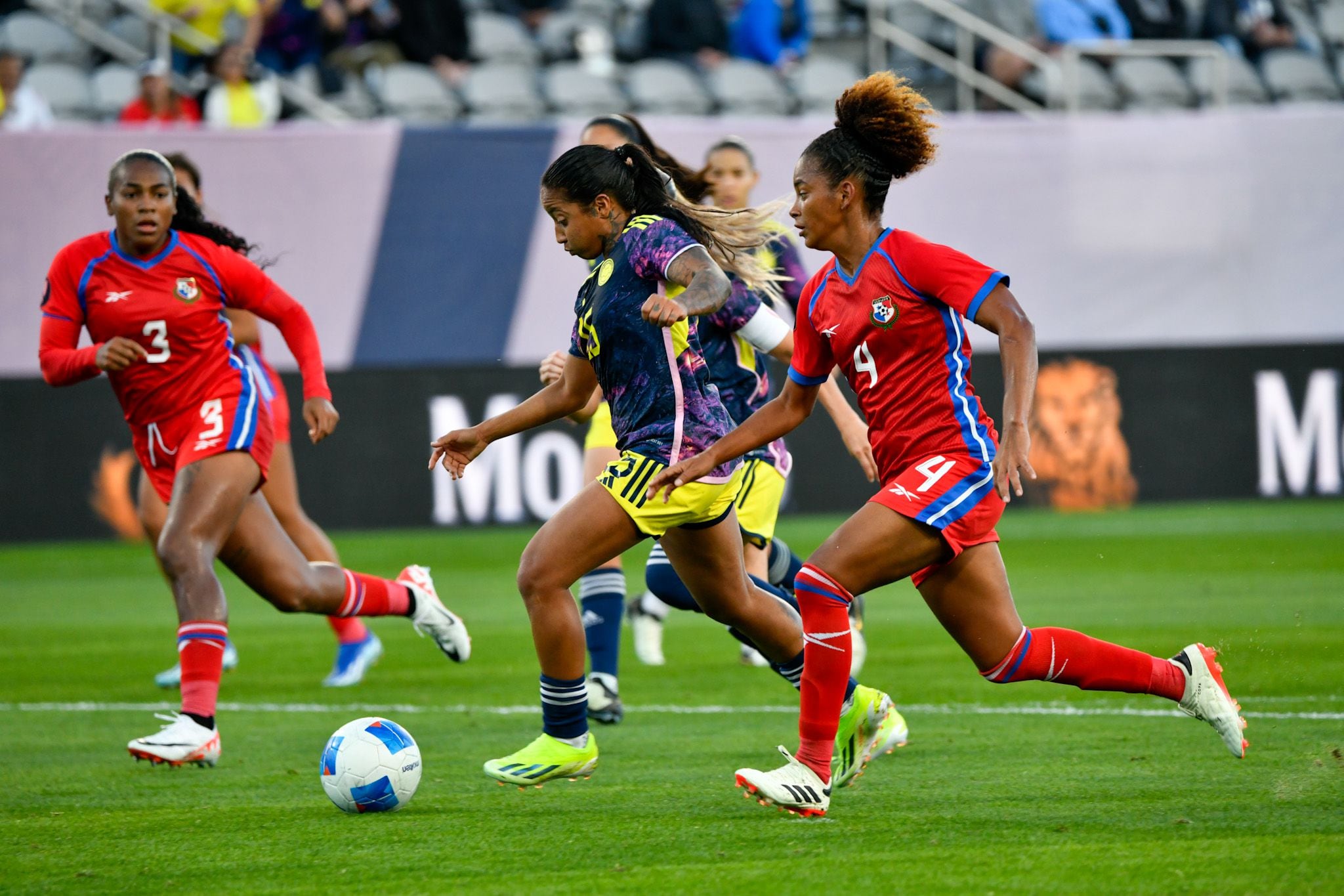 Manuela Pavi fue la figura de la selección Colombia en el debut ante Panamá - crédito Federación Colombiana de Fútbol