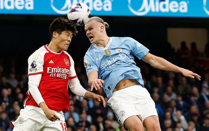 Manchester City y Arsenal empatan