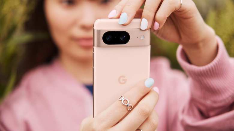 Google Pixel 8 en color rosa