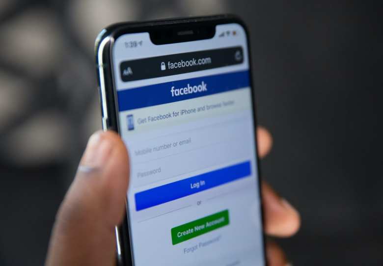 Meta Facebook | Meta propone abaratar la suscripción a Facebook e Instagram sin anuncios