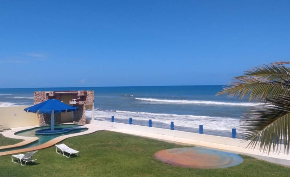 Muchas personas aman Costa Esmeralda por sus playas, por su comida, su tranquilidad y tantos encantos que traen consigo el mar.