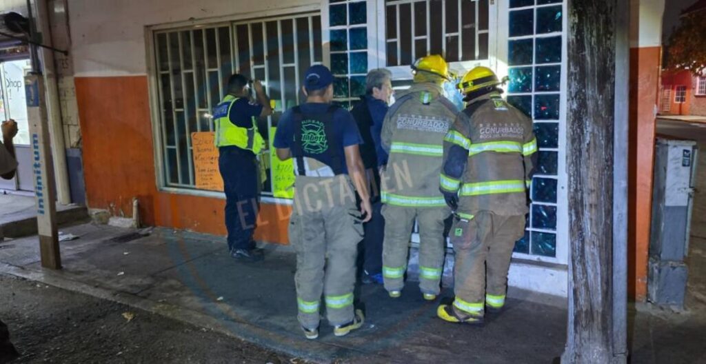 Se le queman las garnachas y el resto del local a un negocio de comida en Boca del Río.