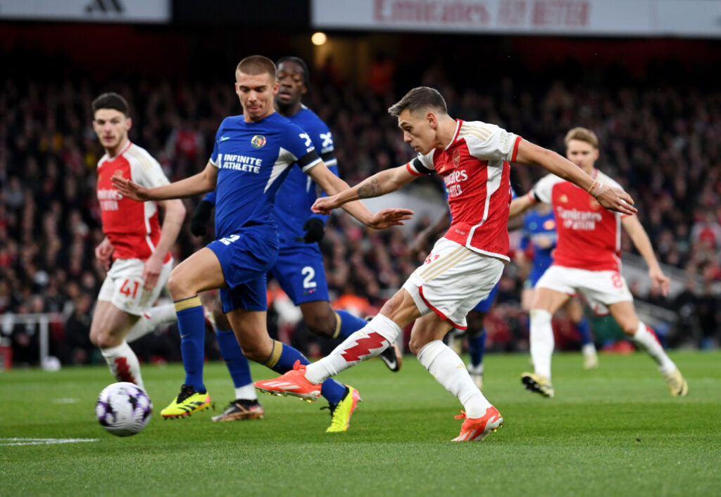 Arsenal humilla a Chelsea en el Clásico de Londres