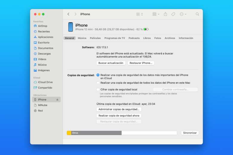 Desde Finder puedes hacer una copia de seguridad de tu iPhone