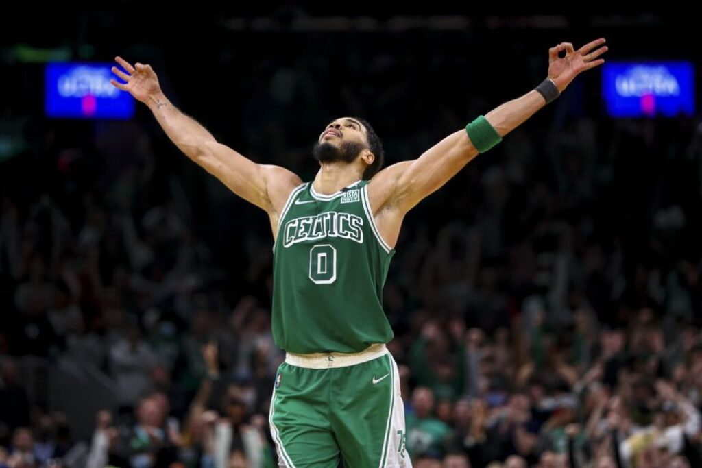 Celtics convierten a Jayson Tatum en el jugador mejor pagado de la historia de la NBA