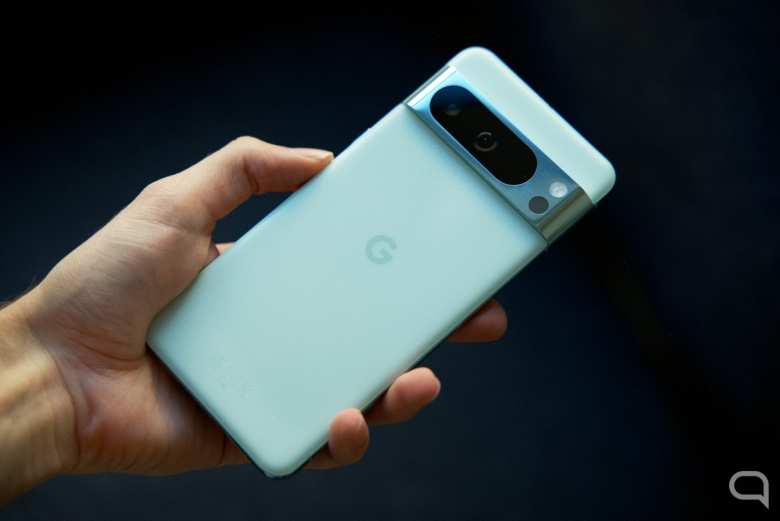 Google Pixel 8 Pro en color menta