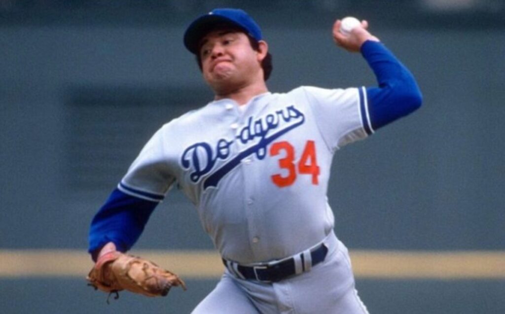 Dodgers anuncian que Fernando Valenzuela deja su puesto como comentarista por un problema de salud