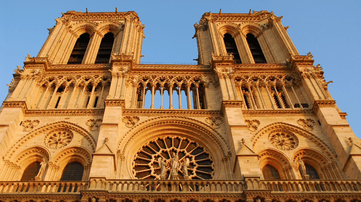 tras-cinco-anos-bajo-remodelacion-notre-dame-vuelve-a-abrir-sus-puertas