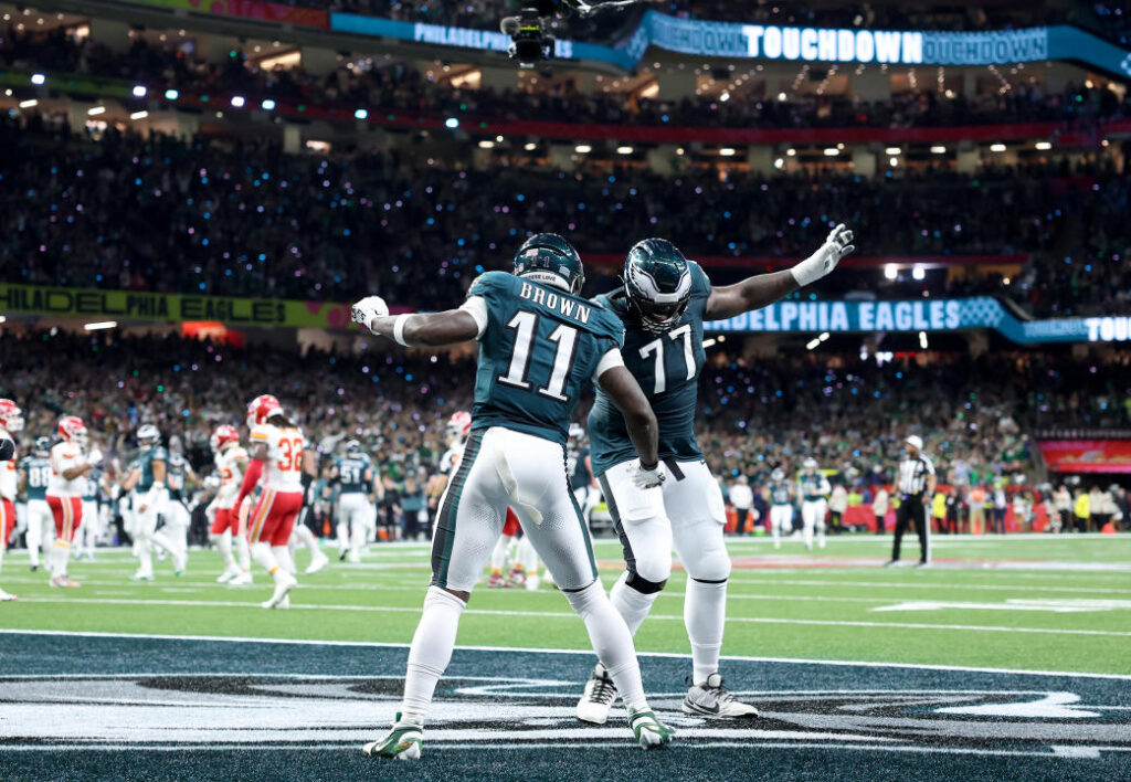 Eagles se coronan campeones del Super Bowl LIX al aplastar a los Chiefs