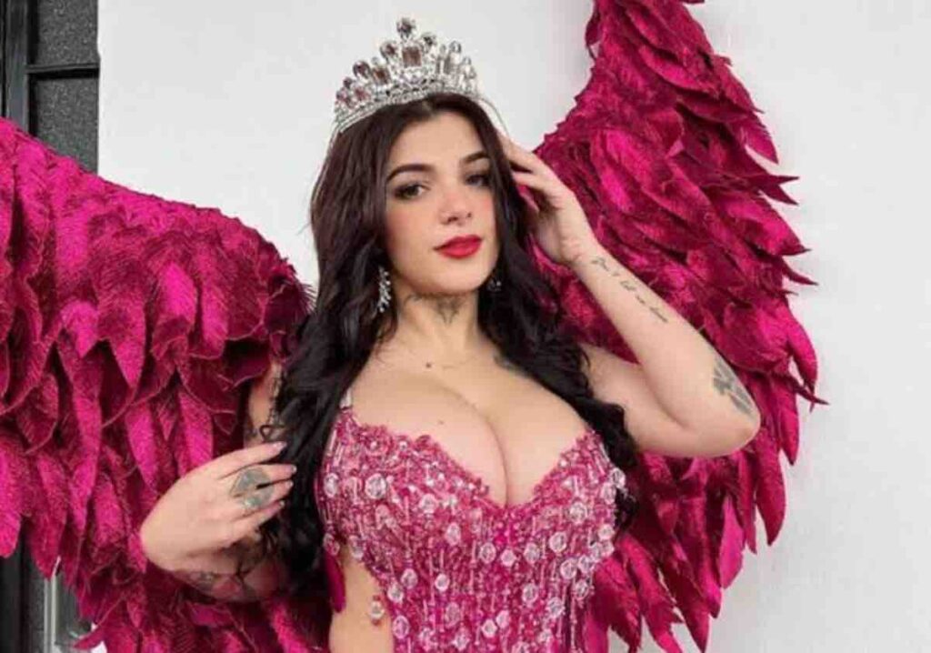 Karely Ruíz participa en Carnaval de Minatitlán 2024