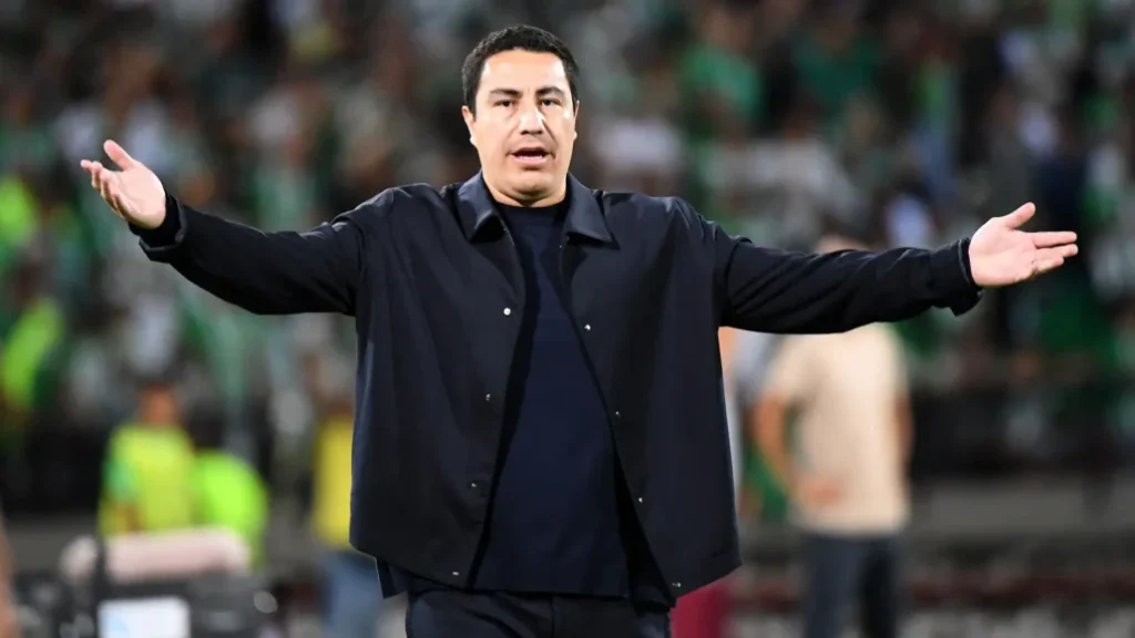 Efraín Juárez revela el motivo de su renuncia a Atlético Nacional y revienta a su directiva