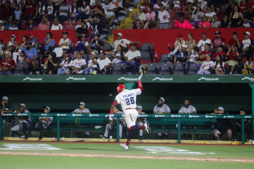 El Águila anuncia la sorpresiva salida de Yangervis Solarte